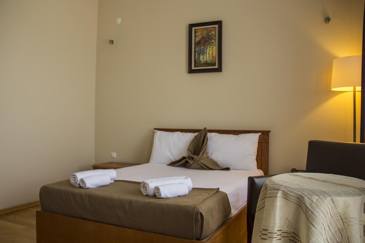 Deniz Konak Hotel Pazar エクステリア 写真